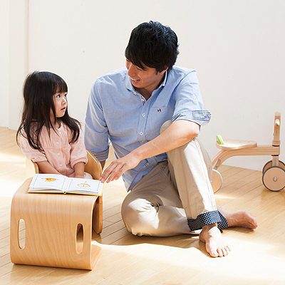 ColoColo Chair & Desk