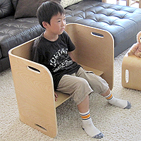 �����x���`�ɑ��ς��